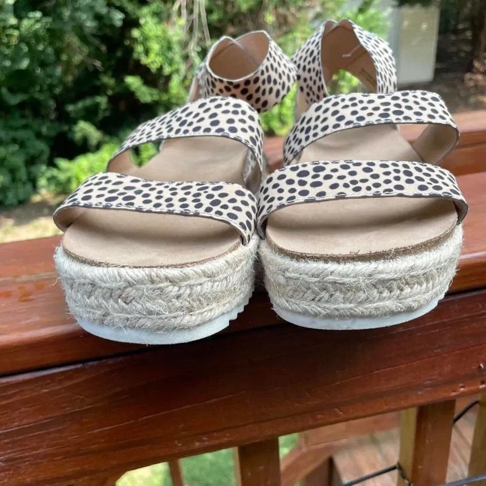 American Eagle Women's 9 Animal Print Y2K Platform Sandals